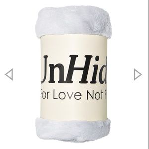 UnHide L’il Marshmallow Blanket NEW
